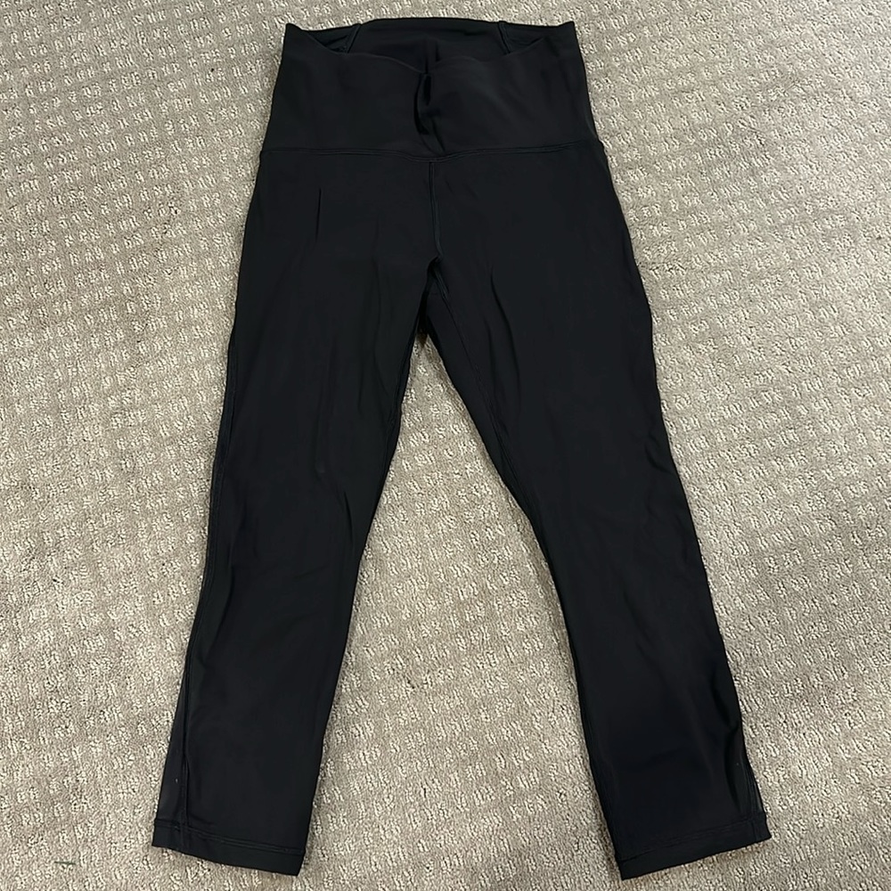Lululemon train times crop